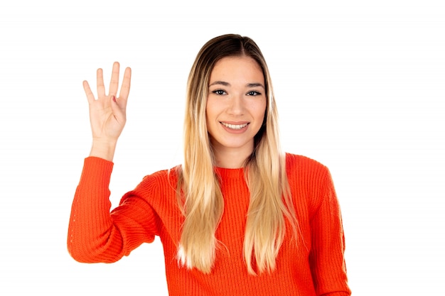 Vrij blonde vrouw met rood sweatshirt