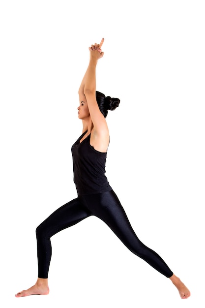 Vrij jonge vrouw opleidingsyoga