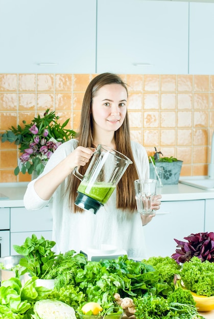 Vrouw gaat groen schudden