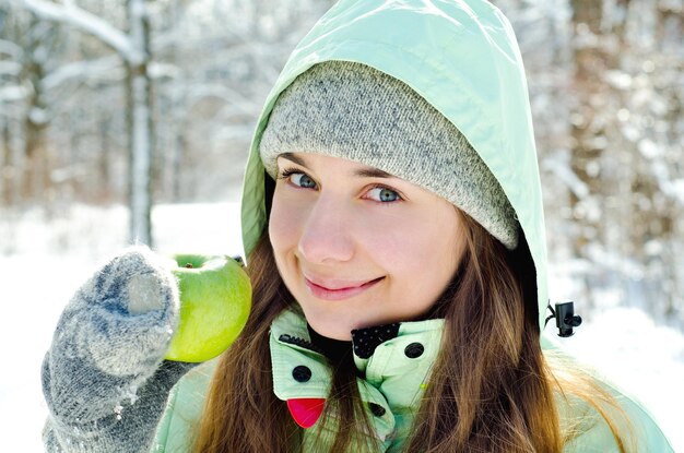 Vrouw in de winter