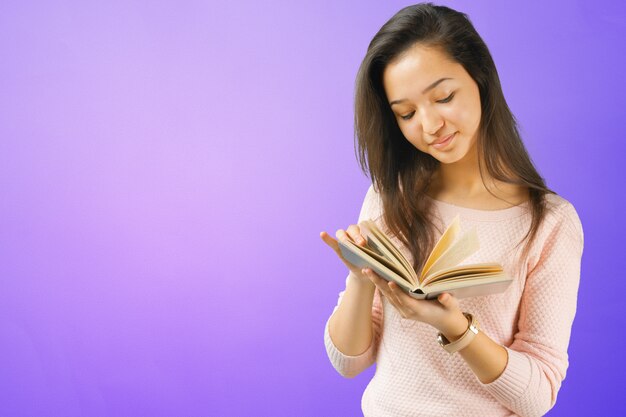 Vrouw met boek