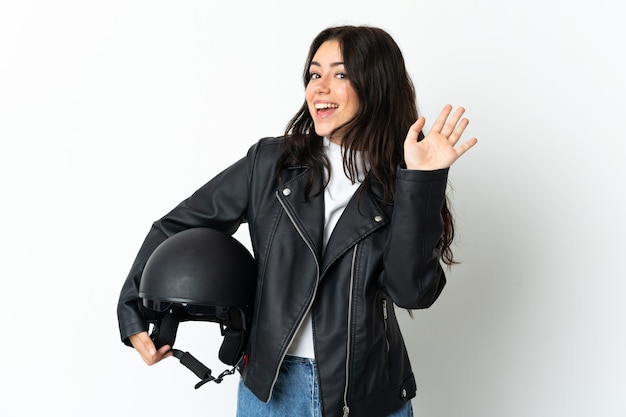 Vrouw met een motorhelm geïsoleerd