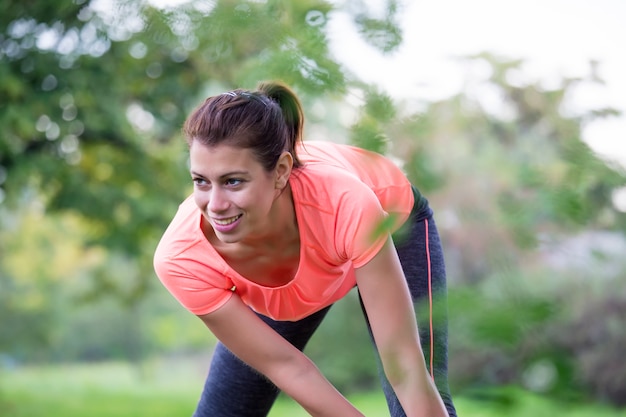 Vrouw met een training