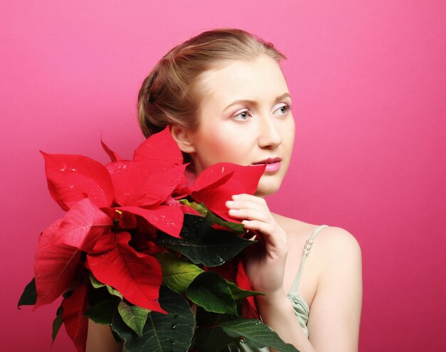 Vrouw met poinsettia