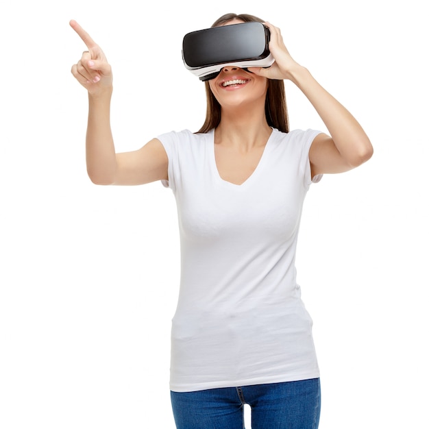 Vrouw met virtual reality bril