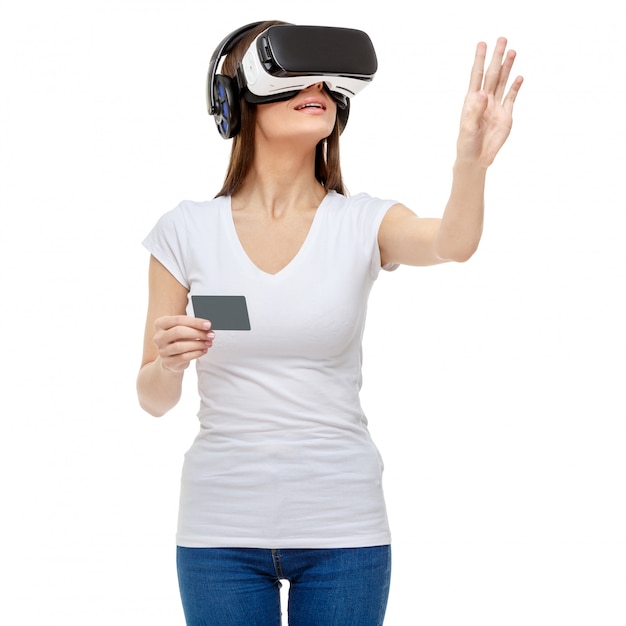 Vrouw met virtual reality bril