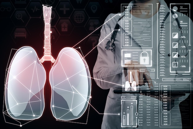 Foto vrouwelijke arts die tablet gebruikt met abstracte gloeiende rode medische longen interface-achtergrond met pictogrammen geneeskunde en innovatieconcept dubbele blootstelling