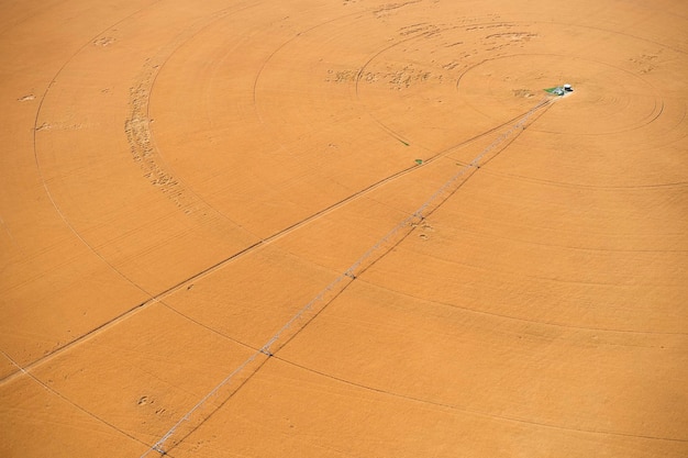 VS, antenne van geïrrigeerd tarweveld in Oost-Colorado, VS