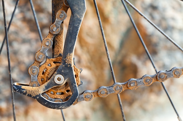 Vuile mountainbike-derailleur