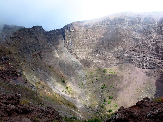 Vulkaan Vesuvius in de mist Italië