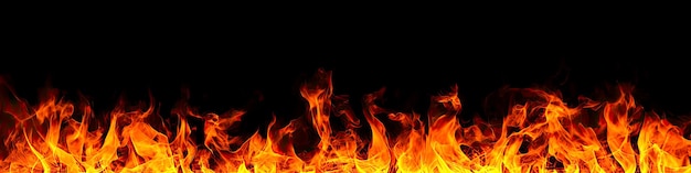 Vuur vlammen op zwarte achtergrond brand geïsoleerde over zwarte achtergrond Textuur van vuur op zwarte achtergrond Abstract vuur vlam achtergrond groot brandend vuur