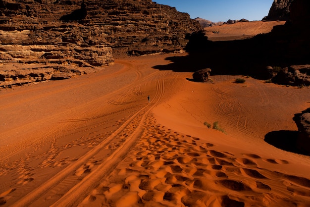 写真 ヨルダンのワディラム砂漠