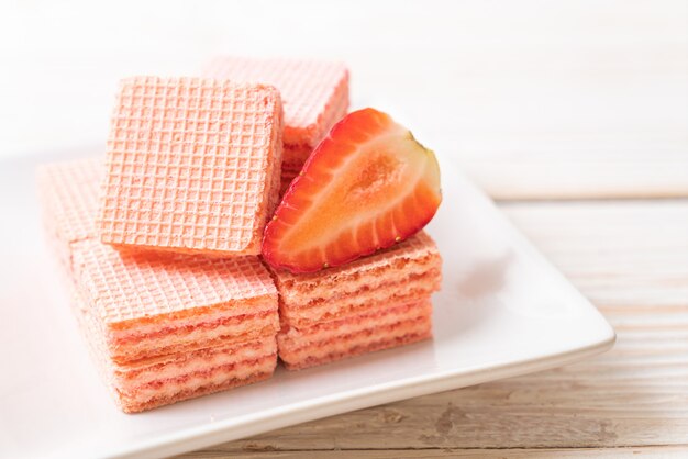 wafel met aardbeienroom