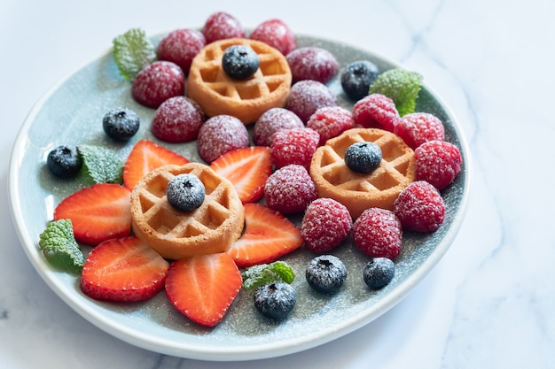 Wafel met bessen voor kinderen