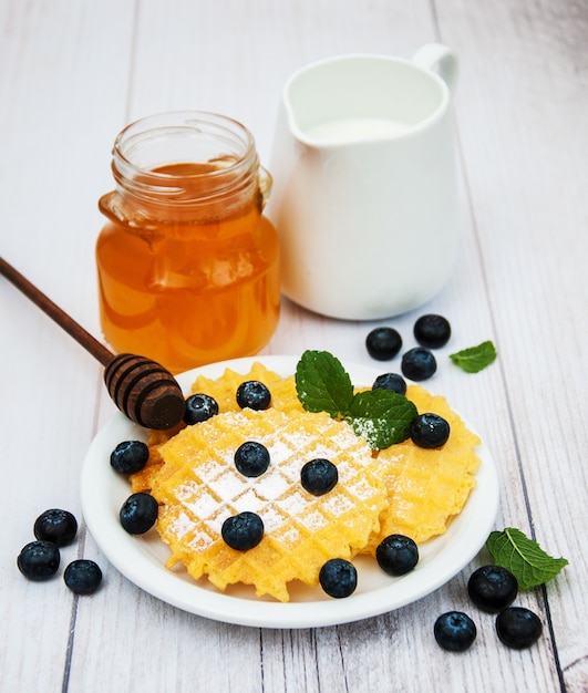 Wafels met bosbessen