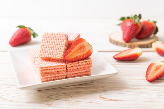 wafer with strawberry cream