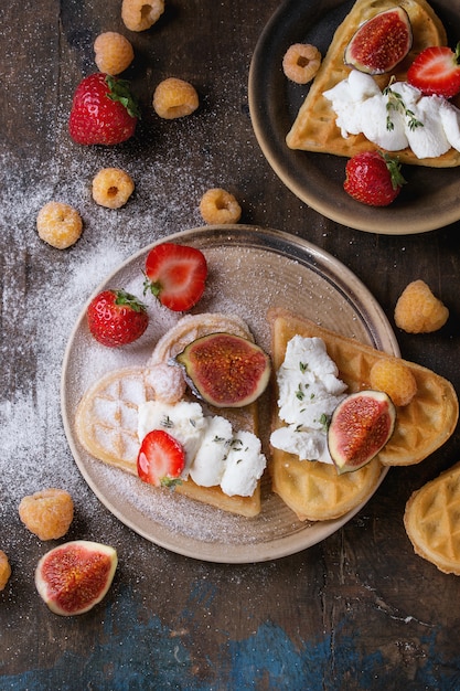 Wafers with berries