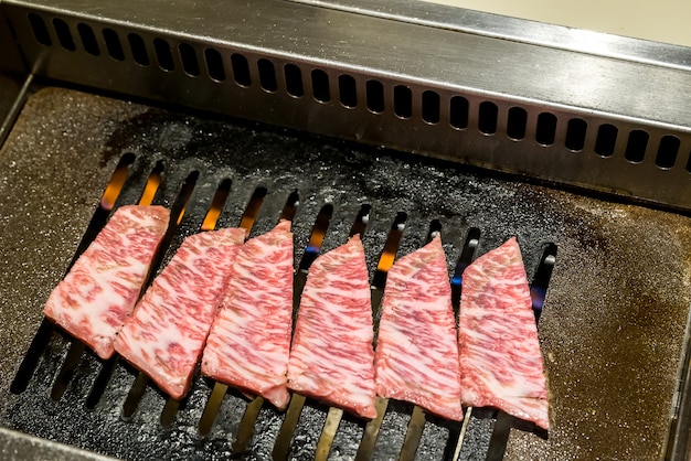 Yakiniku di manzo wagyu a5