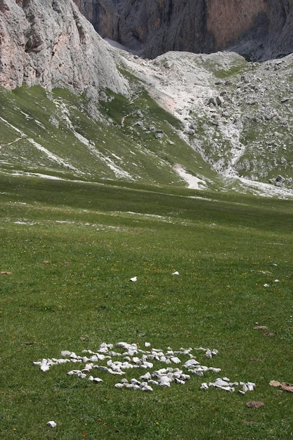 Foto passeggiata attraverso le dolomiti italiane