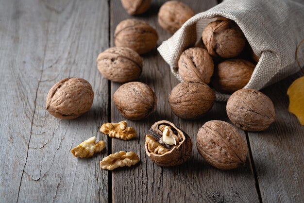 Walnut kernels and whole walnuts