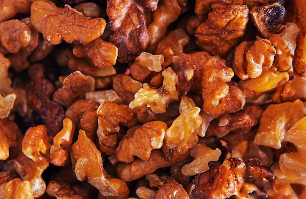 Фото Орехи макро фото орехи богаты полезными жирными кислотами омега-3, что делает их особенно восприимчивыми к прогоранию
