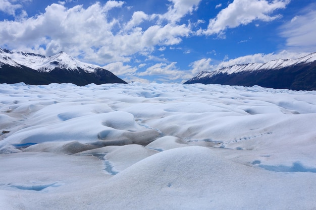 Wandelen op de Perito Moreno-gletsjer Patagonië Argentinië Patagonische landschap