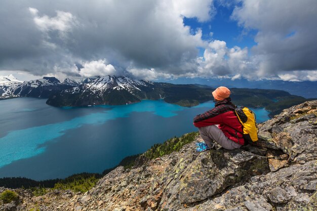 Wandeling op Garibaldi Lake in de buurt van Whistler, BC, Canada.