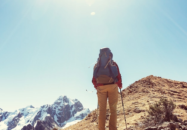 Wandelscène in de bergen van Cordillera, Peru