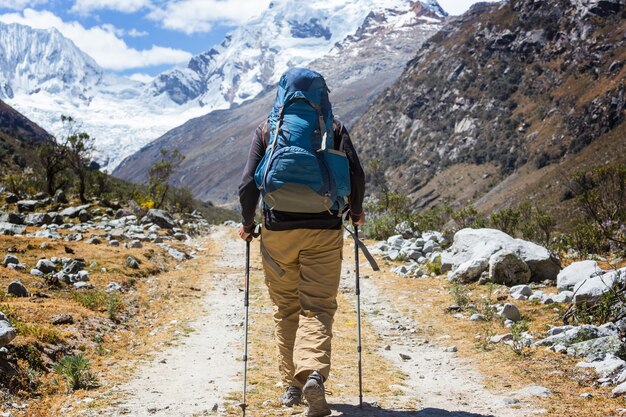 Wandelscène in de bergen van Cordillera, Peru