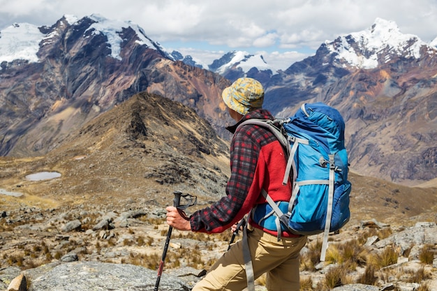 Wandelscène in de bergen van Cordillera, Peru