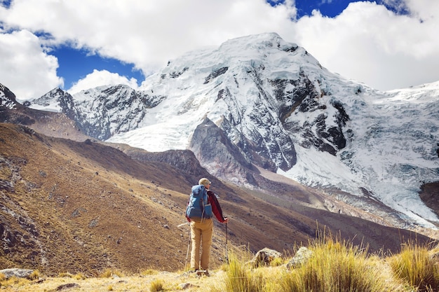 Wandelscène in de bergen van Cordillera, Peru