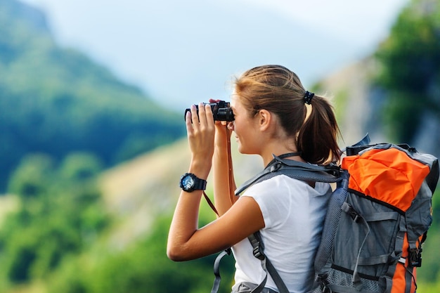 Foto wandeltocht rugzak backpacken meisje uitzicht horizon