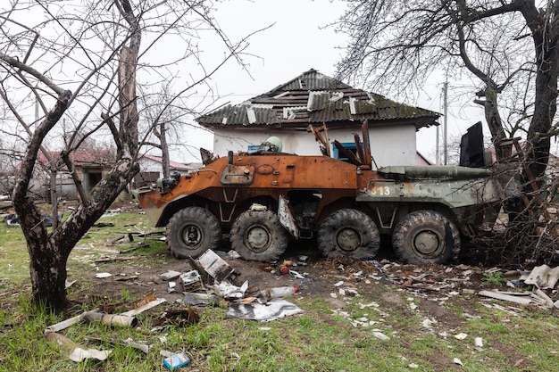 Guerra in ucraina villaggio di yahidne nella regione di chernihiv