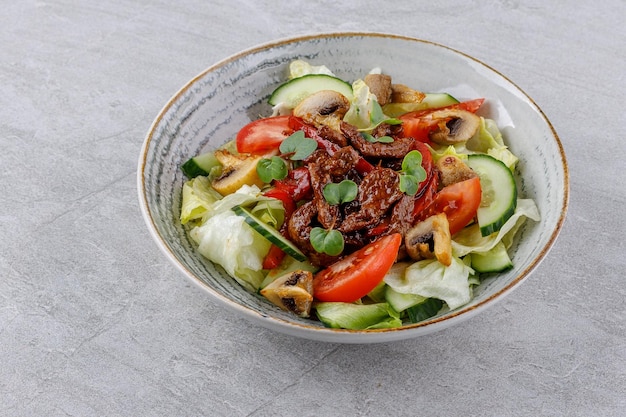 Warm salad with veal for the food delivery website 9