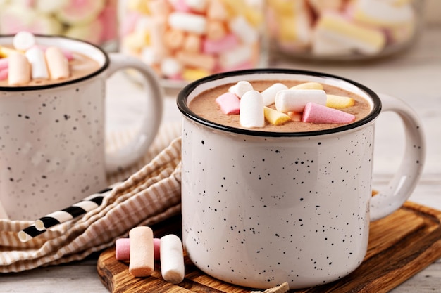 Warme chocolademelk met marshmallow
