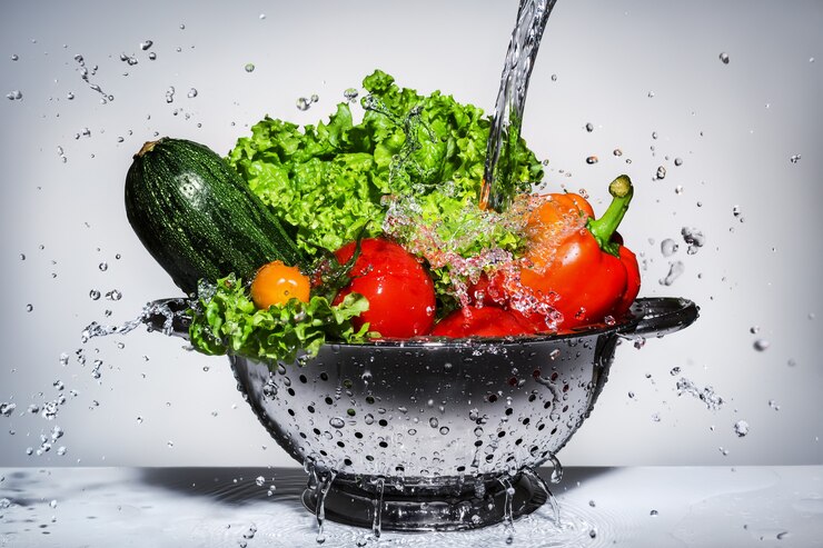 Washed vegetables in the colander