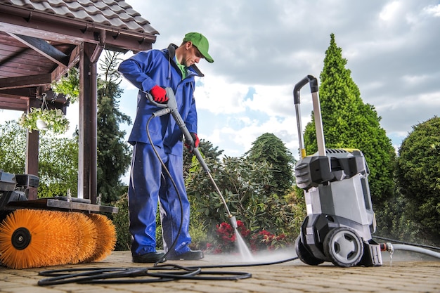 Washing Bricks Made Driveway and Paths Using Pressure Washer