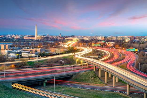 Orizzonte della città di washington, dc al crepuscolo