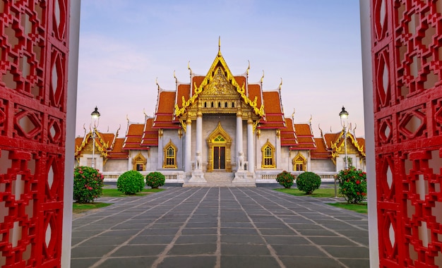 Wat Benchamabophit de marmeren tempel in Bangkok, Thailand