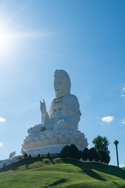 Photo wat huay pla kang in chiang rai thailand