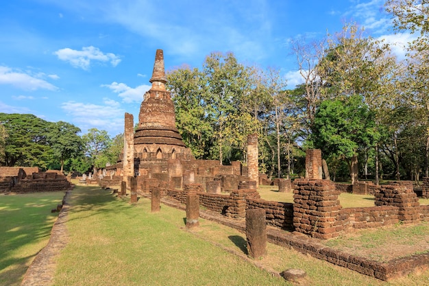 Tempio di wat phra kaeo a kamphaeng phet historical park, sito patrimonio mondiale dell'unesco