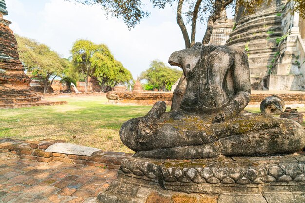 Wat Phra Sri Sanphet-tempel in het gebied van Sukhothai Historical Park, een UNESCO-werelderfgoed in Thailand