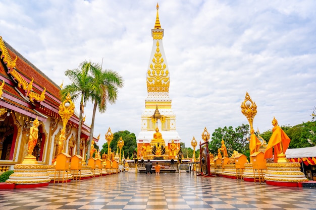 Foto wat phra that phanom is een tempel in het that phanom-district