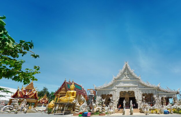 Photo wat pracharat bamrung or wat rang man buddhist temple in kamphaeng saen nakhon pathom