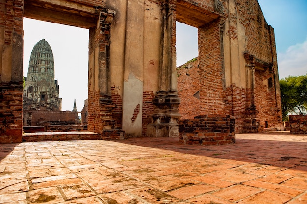 Wat ratchaburanatempel in thailand