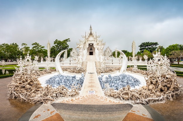 タイ、チェンライのワットロンクン寺院