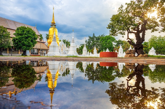 Wat Suan Dok temple reflection