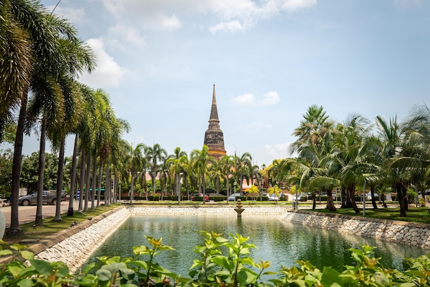 Wat Yai Chai Mongkol in Ayudhaya Thailand De belangrijkste stupa of chedi op een nationale historische plaats