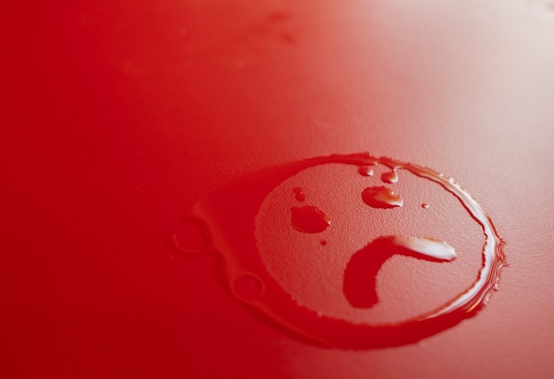 water droplet on table, water stain