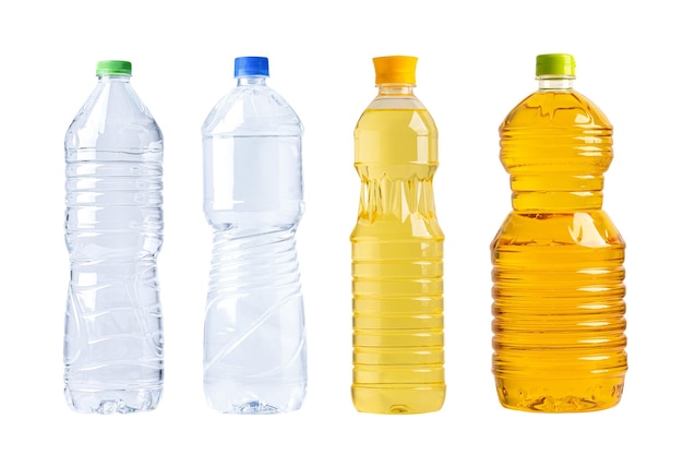 Photo water and vegetable oil in different bottle for cooking isolated on white background